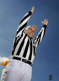 football referee touchdown